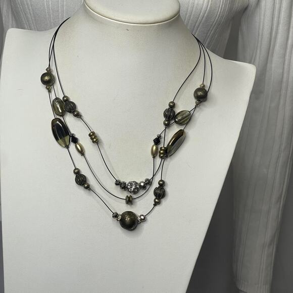 Chico's charm necklace burnished gold tone natural beads signed costume jewelry - Picture 4 of 10